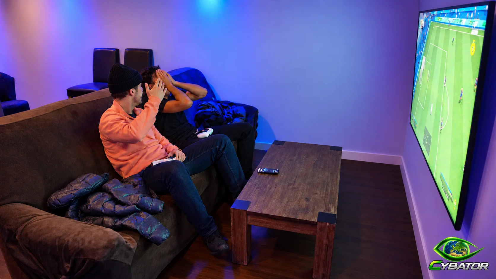 Playing console games together – Cybator